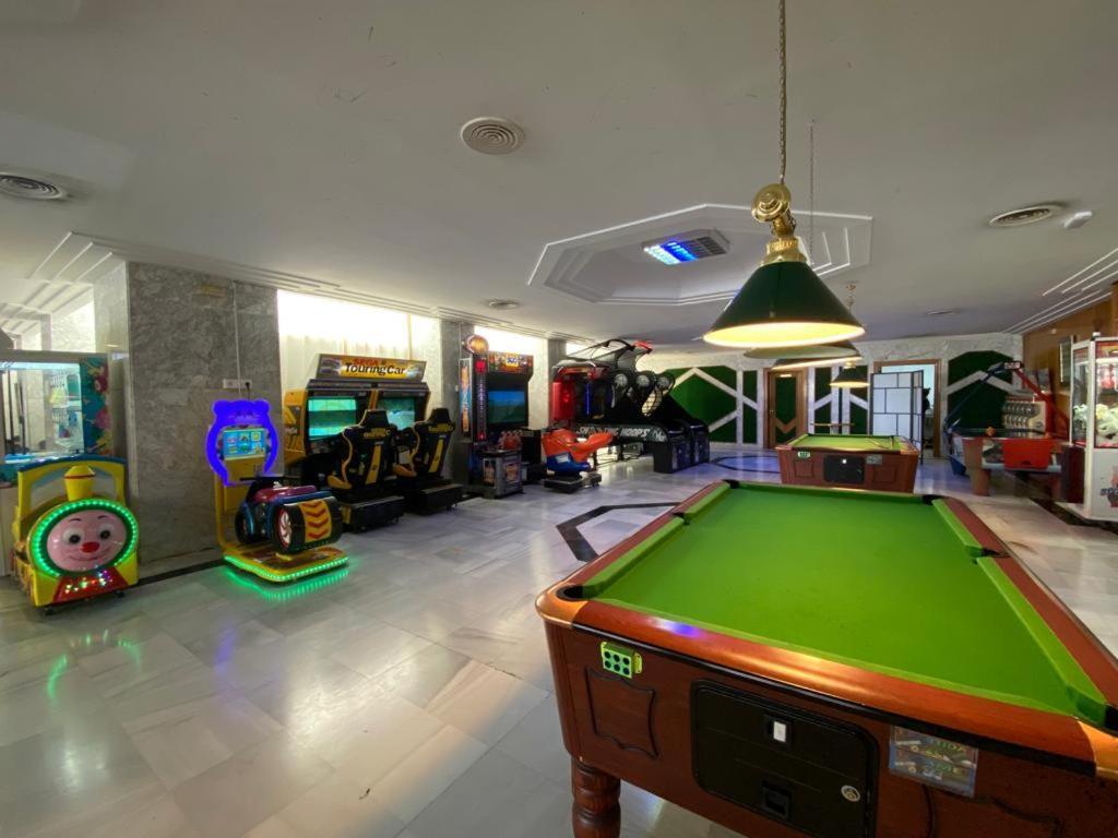Apartamentos Benalbeach By Benalnova Benalmádena Eksteriør bilde